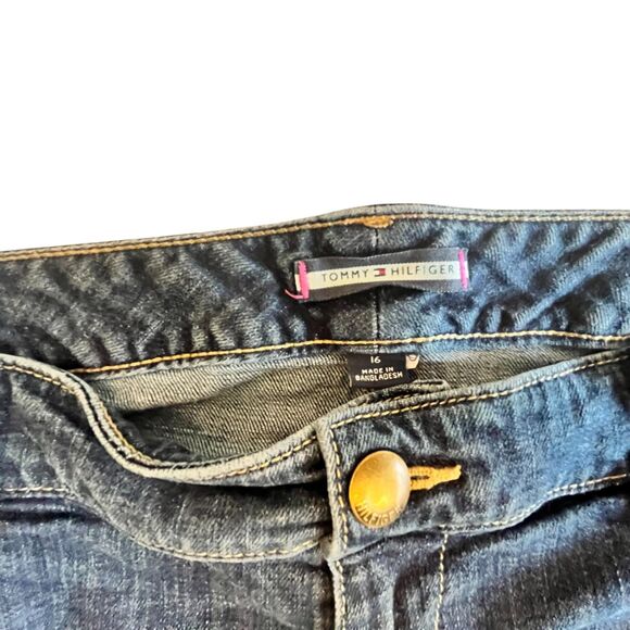 Tommy Hilfiger Shorts Girls 16 Low Rise Cuffed Denim Stretch (W28 L2) - Picture 9 of 12